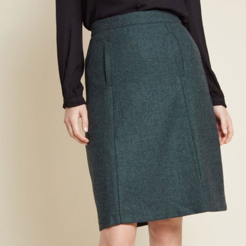 Modcloth Emerald Green Wool Skirt with pockets